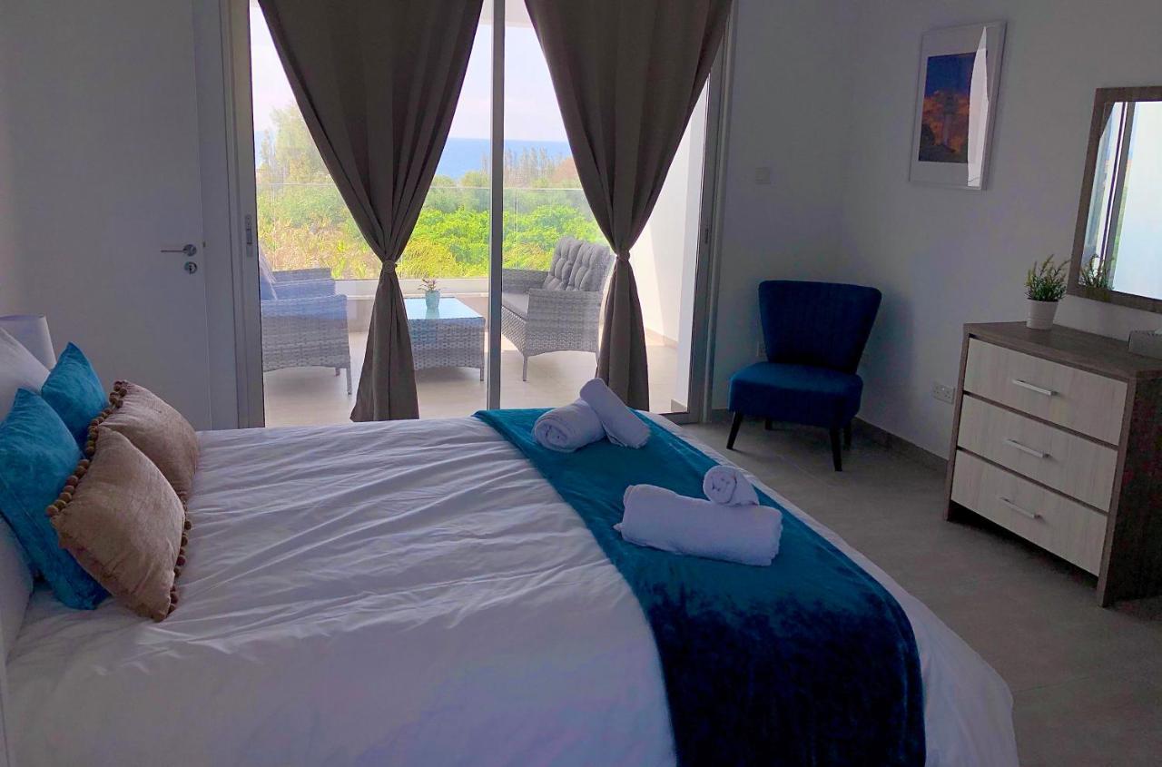 Sophia'S Seaview Luxury Villas Пафос Екстер'єр фото