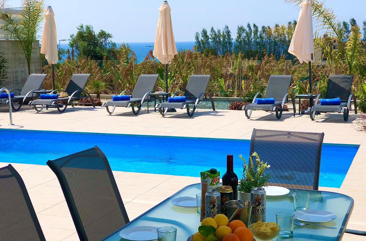 Sophia'S Seaview Luxury Villas Пафос Екстер'єр фото