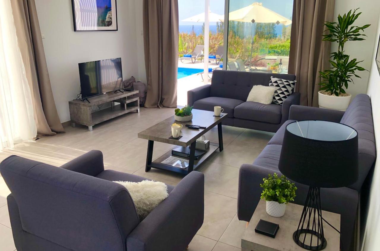 Sophia'S Seaview Luxury Villas Пафос Екстер'єр фото