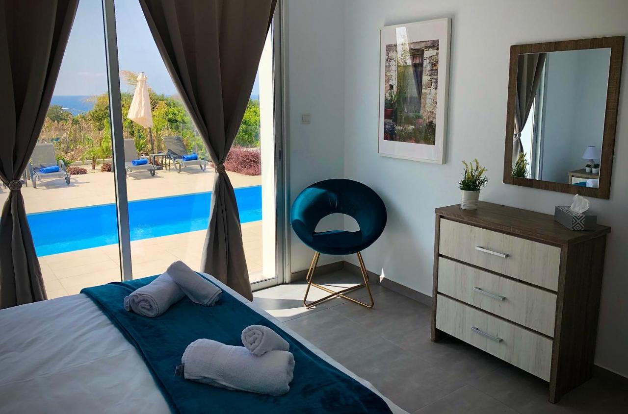 Sophia'S Seaview Luxury Villas Пафос Екстер'єр фото