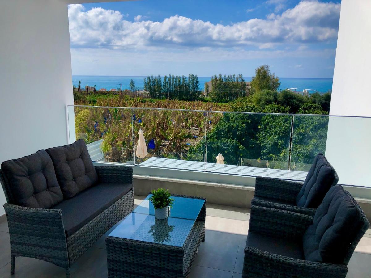 Sophia'S Seaview Luxury Villas Пафос Екстер'єр фото