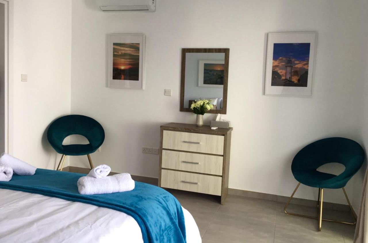 Sophia'S Seaview Luxury Villas Пафос Екстер'єр фото