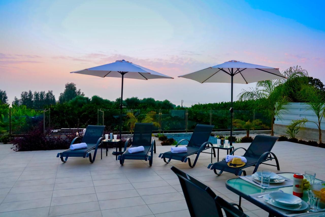 Sophia'S Seaview Luxury Villas Пафос Екстер'єр фото